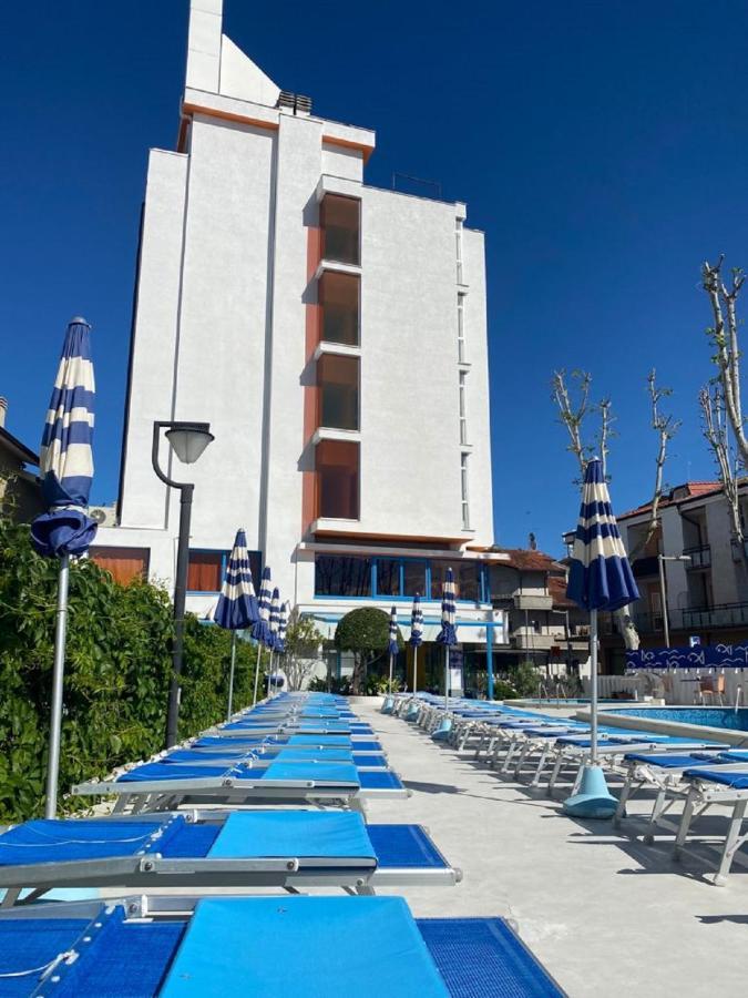 Hotel Senior 3*