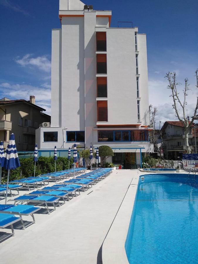 Hotel Senior 3*